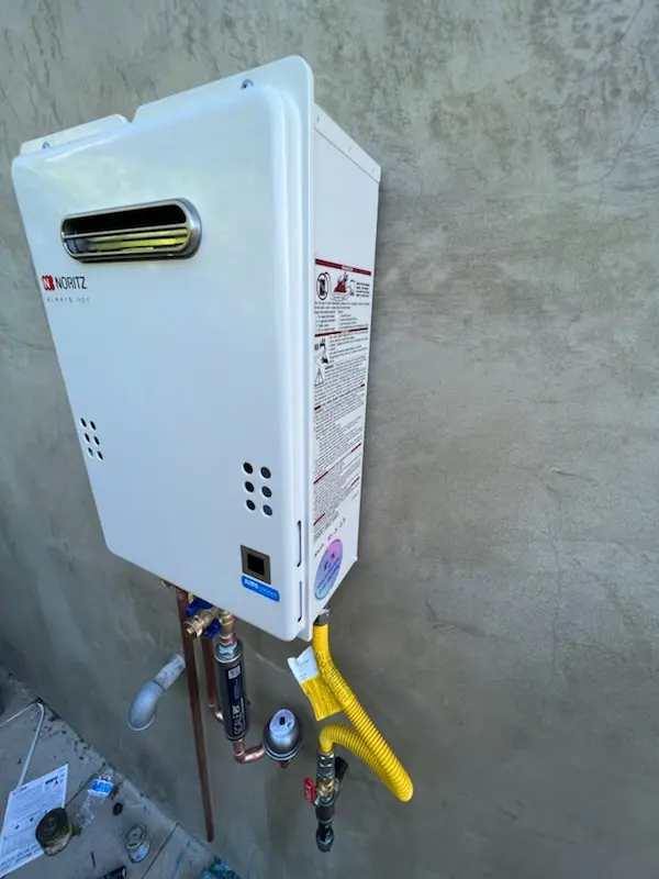 Tankless water heater installation for Flovilla homes